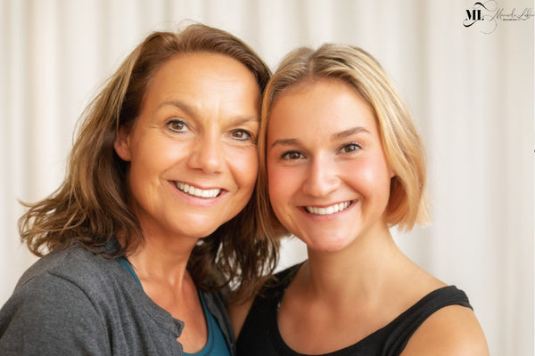 Mother and daughter using ML Delicate Beauty products